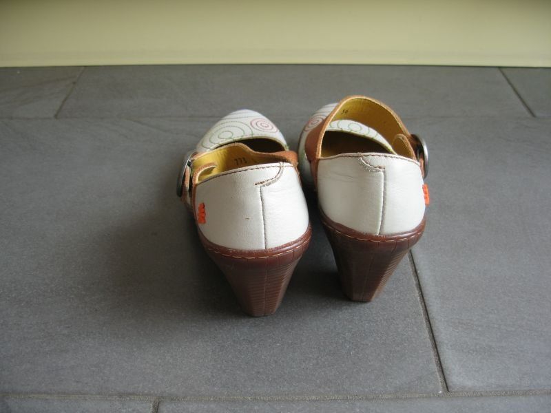 Art Scarpe da donna: Art belles chaussures en taille 36! – Usato da Champlan venduto da baghera12 2