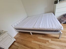 Bettgestell mit 2 Matratzen + Topper (Überlänge)