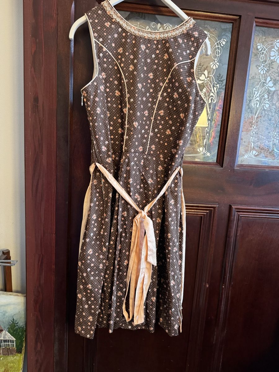 Vestiti: Dirndl Marjo Kleid – Usato da Obfelden venduto da cesarina10 6