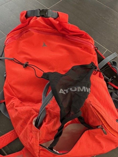 Sacs à dos: Atomic backland 30 backpack – D'occasion à Dallenwil par ZD2019 2