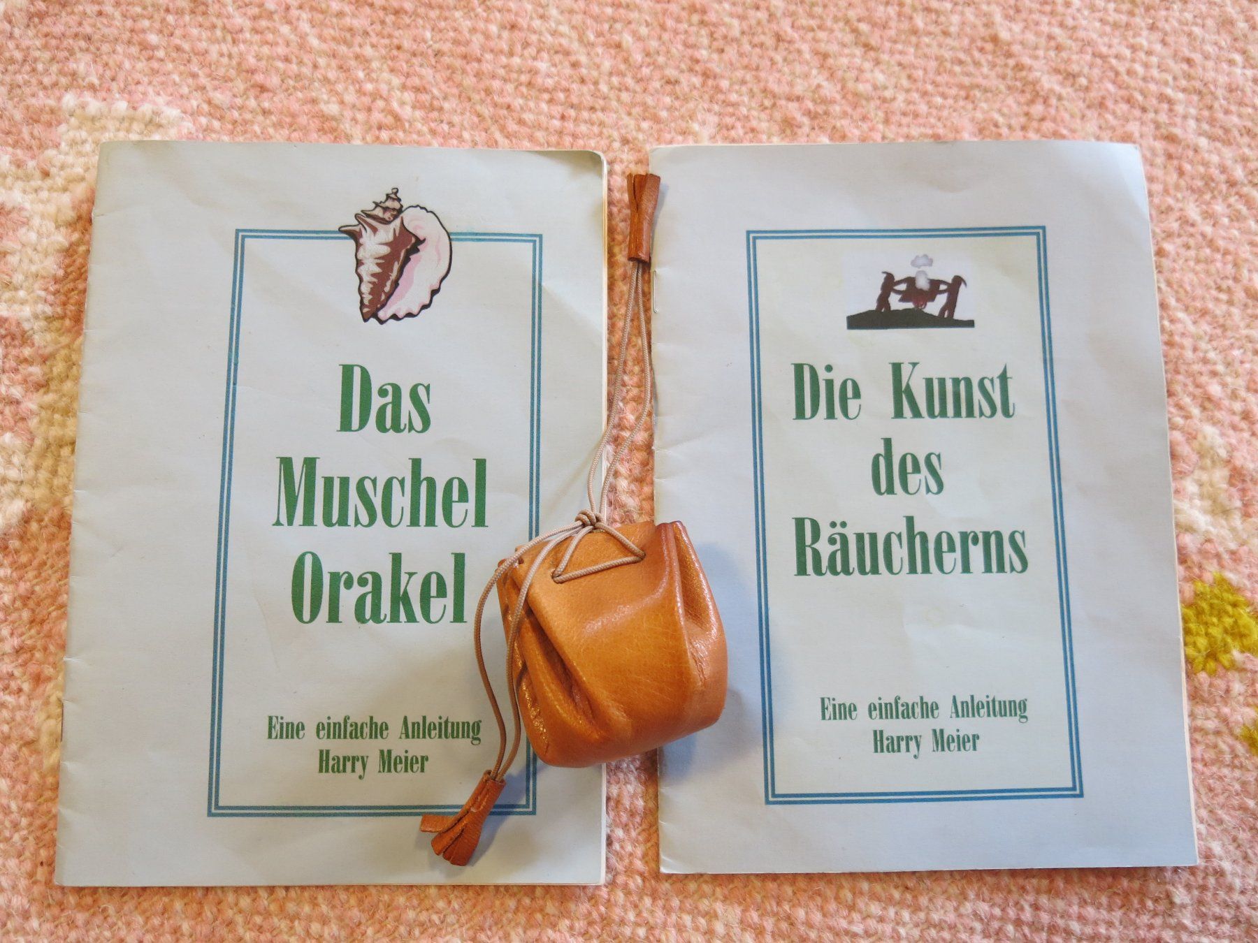 Bücher: Das Muschel Orakel und die Kunst des Räucherns – Gebraucht aus Schwanden i. E. von Magnolia88 1