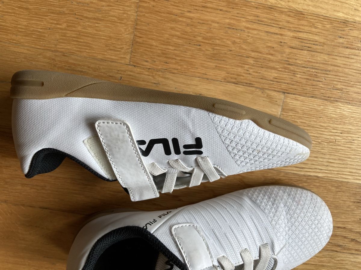 Fila Herrenschuhe: Hallenschuhe Gr. 33 – Gebraucht aus Turbenthal von jardiniere 3