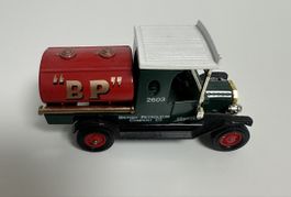 Matchbox Ford Model T BP Tankwagen Modellauto grün rot