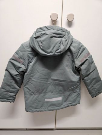 Winterjacke 122/128 neu
