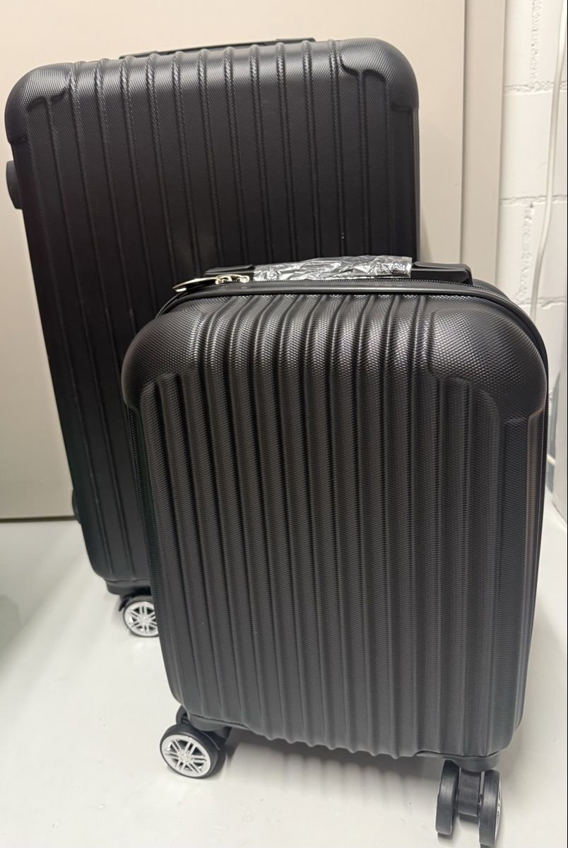 Reisekoffer: 2 Koffer Neu – Neu (gemäss Beschreibung) aus Kleinandelfingen von DesignOne
