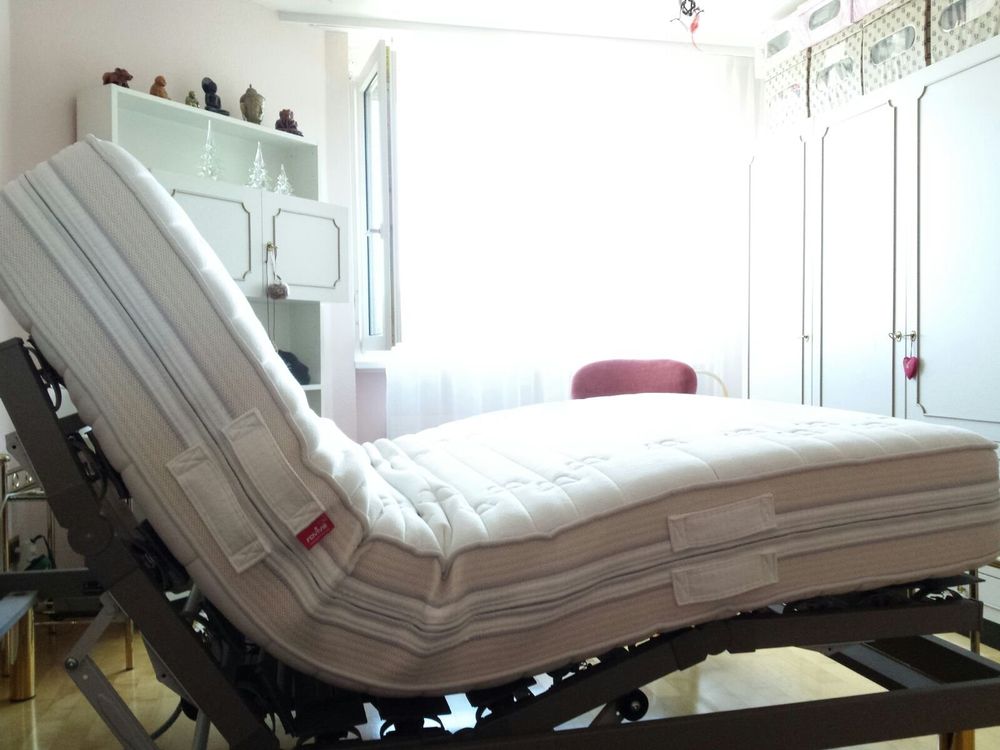 bett-140x200-systemrahmen-4-motorisch-verstellbar-kaufen-auf-ricardo
