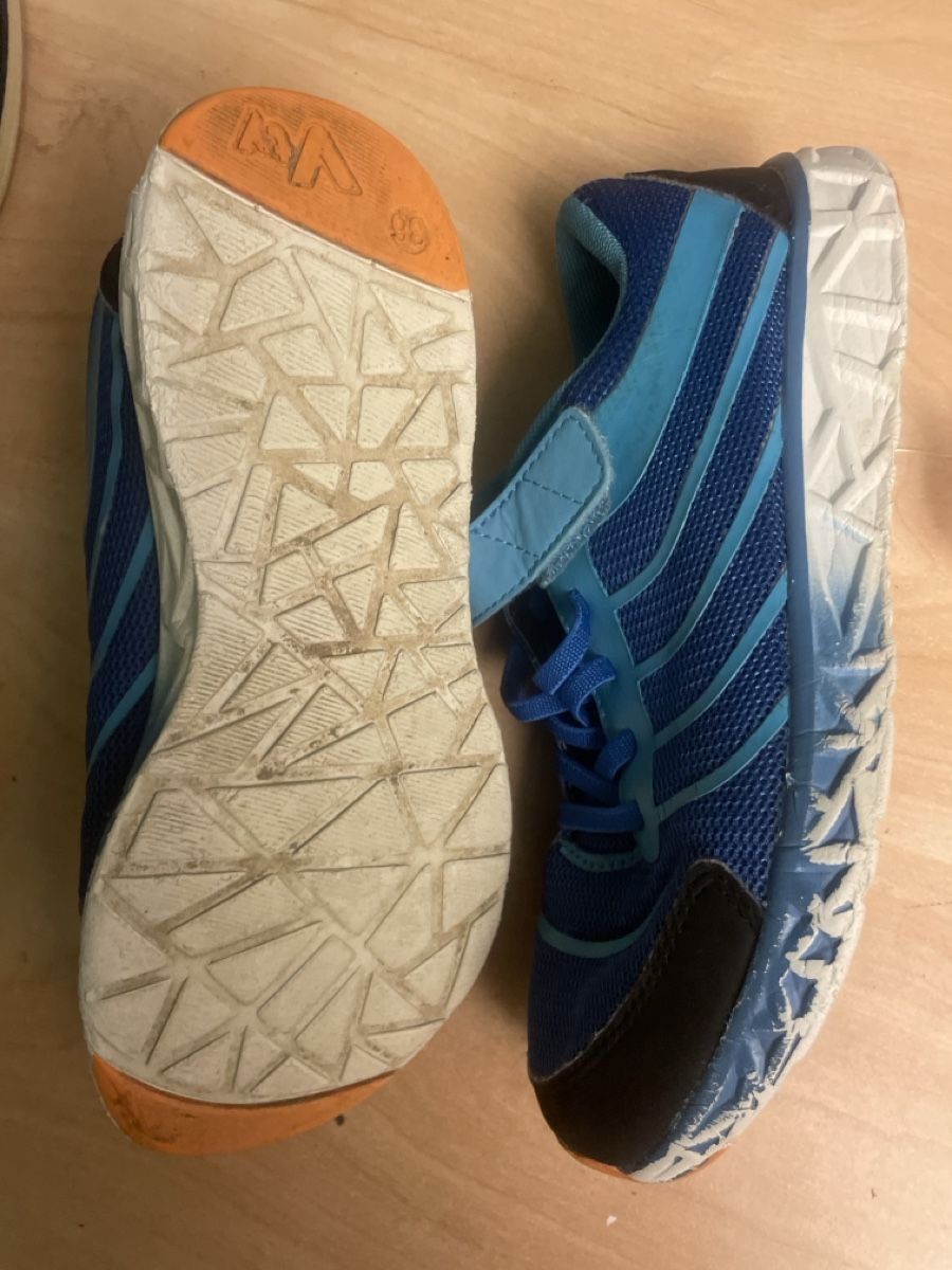 Victory Chaussures garçon: Turnschuhe Vty Gr. 36 gebraucht – D'occasion à Obergerlafingen par cabo4 2