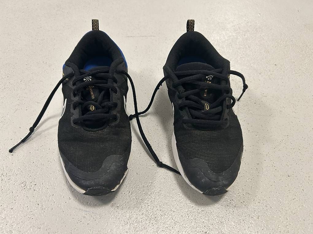 Damenschuhe: Nike Sneakers Gr. 38 – Gebraucht aus Thalheim an der Thur von Iselisberger