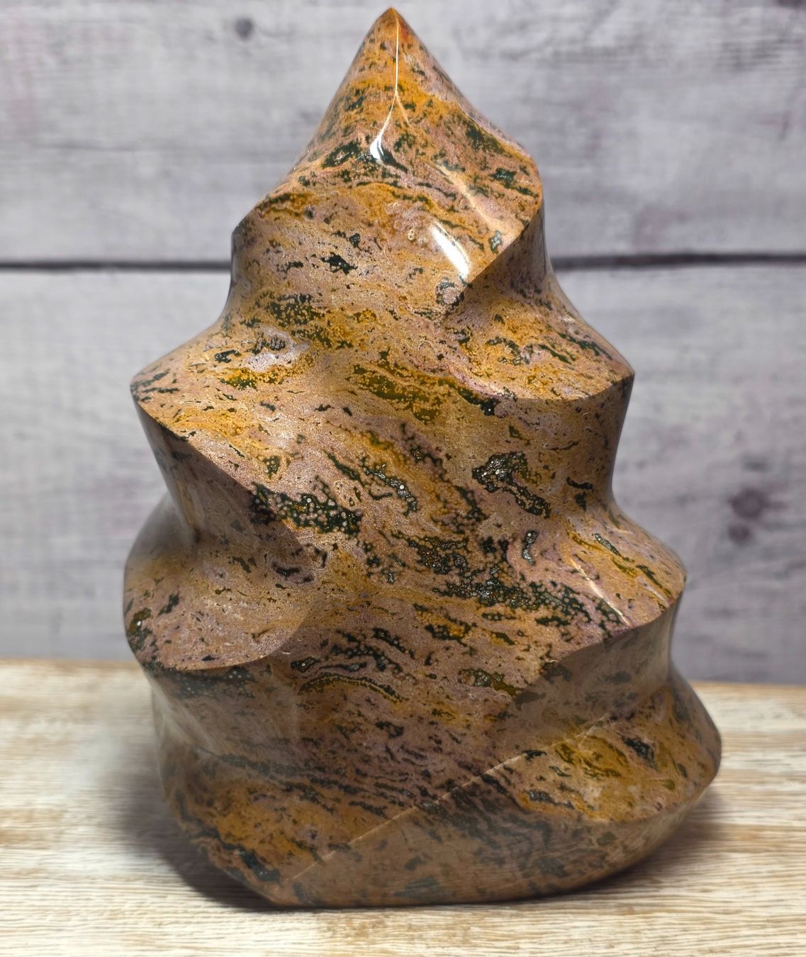 Minerali & Pietre curative: Jaspis Flamme 1.7kg – Nuovo e nell'imballaggio originale da Matzingen venduto da Shay_Crystalz 2