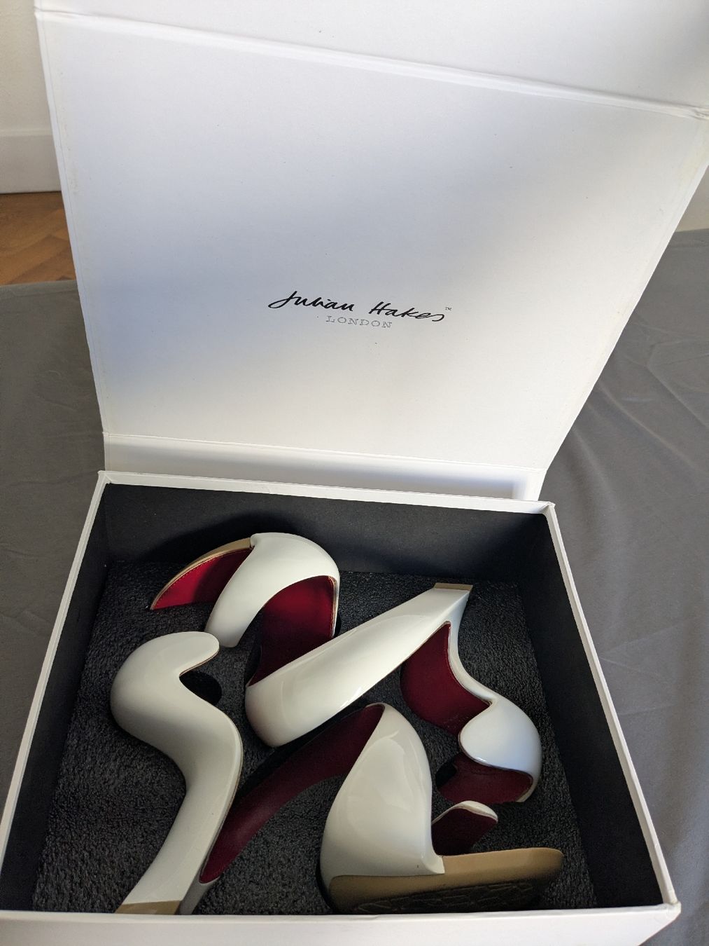 Scarpe da donna: Julian Hakes white heels. 39. New – Nuovo (secondo la descrizione) da Genève venduto da Valentyna_ann 6