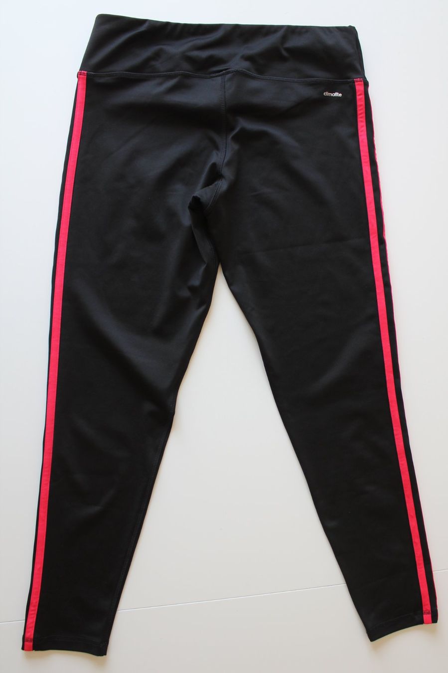 Adidas Leggings: Leggins Adidas t. 38 - 40 – Usato da Peseux venduto da Gilloss 2