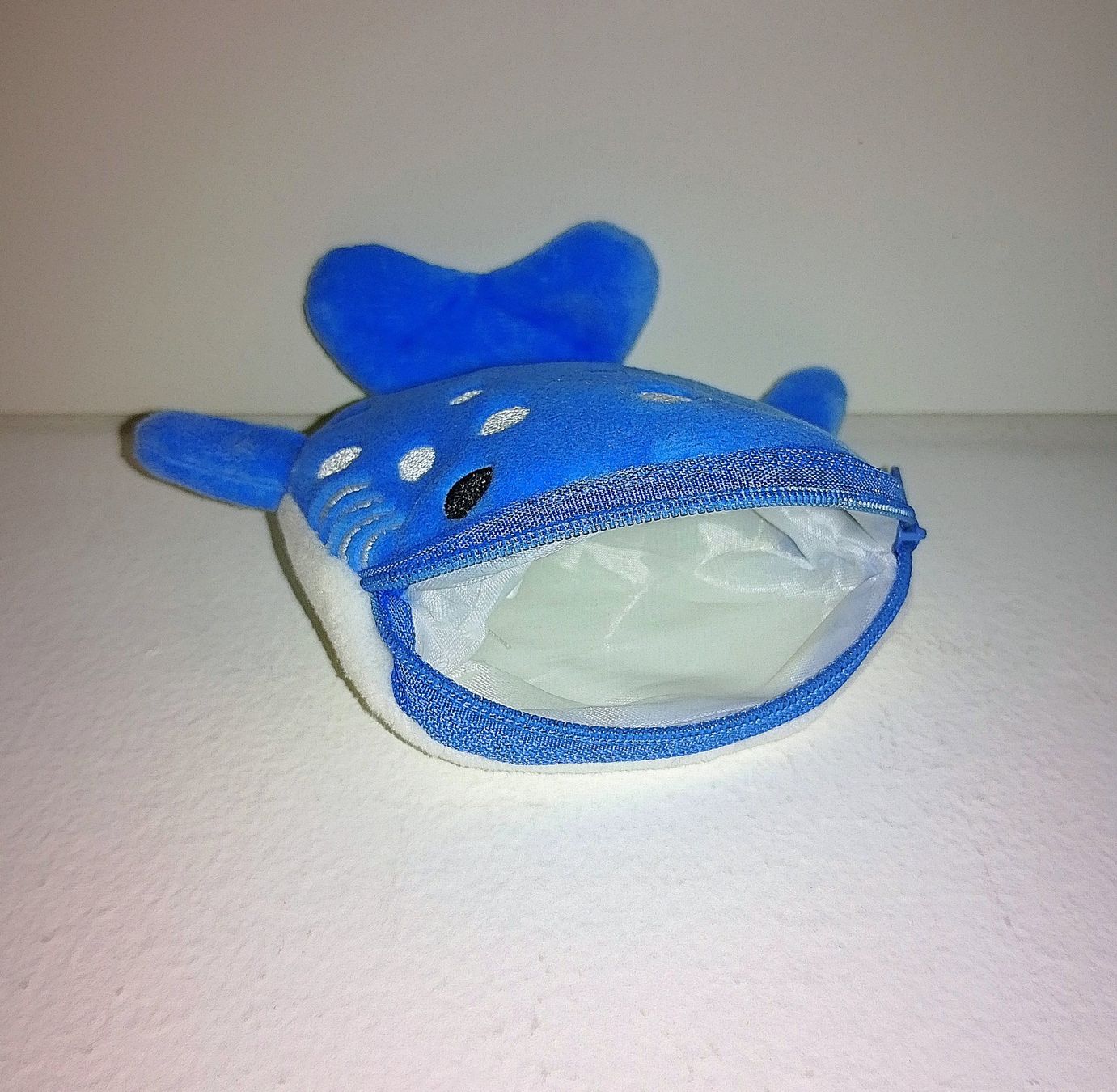 Sonstiges für Kind & Baby: Kinder Portemonnaie - Haifisch - Grau oder Blau – Gebraucht aus Brunnadern von -Amarilis- 1