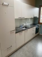 Komplett Küche mit El Geräte