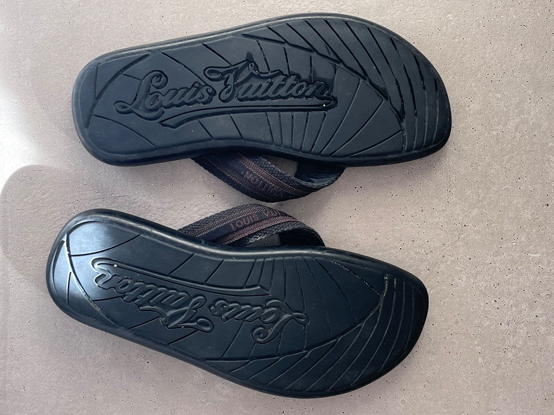 Louis Vuitton Scarpe da uomo: Sandales Louis Vuitton marron taille 6.5/40 – Usato da Boudry venduto da martin8mum 4