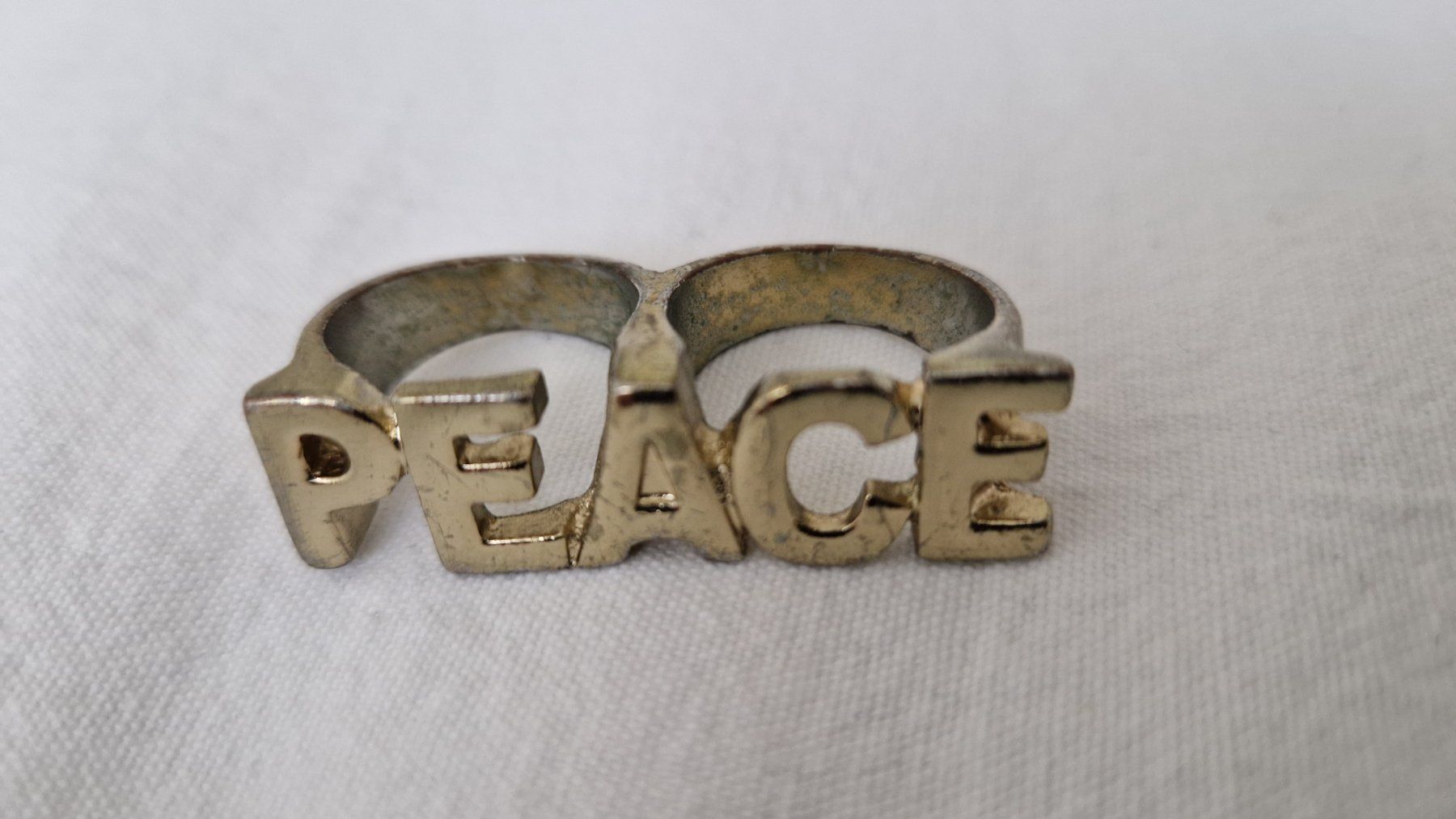 Anelli: Doppel-Ring PEACE two Finger Friedenszeichen hip hop – Usato da Laufen venduto da nostalgie0811