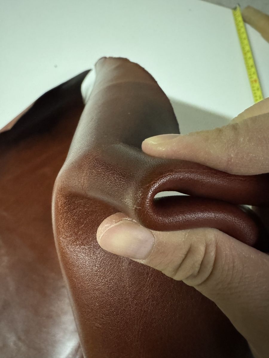 Tessuti: Lederstück braun Echtleder Lederrest – Nuovo e nell'imballaggio originale da Veyras venduto da ValClasse 7