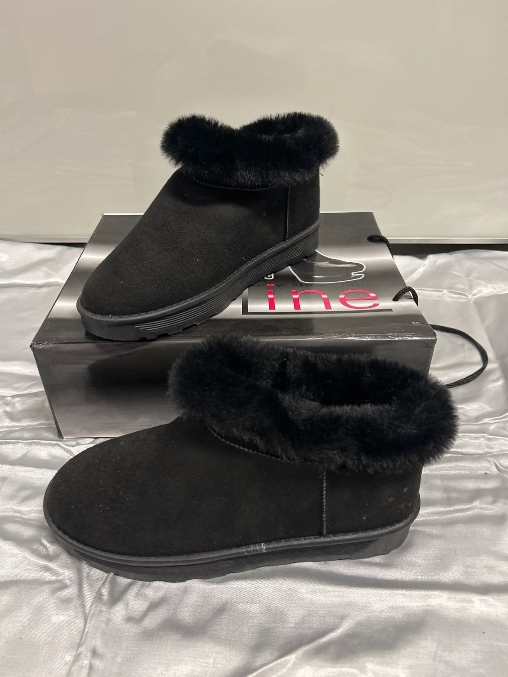 Scarpe da donna: Winterstiefel Boots schwarz Gr 38 Neu – Nuovo e nell'imballaggio originale da Regensdorf venduto da Spyke55 1