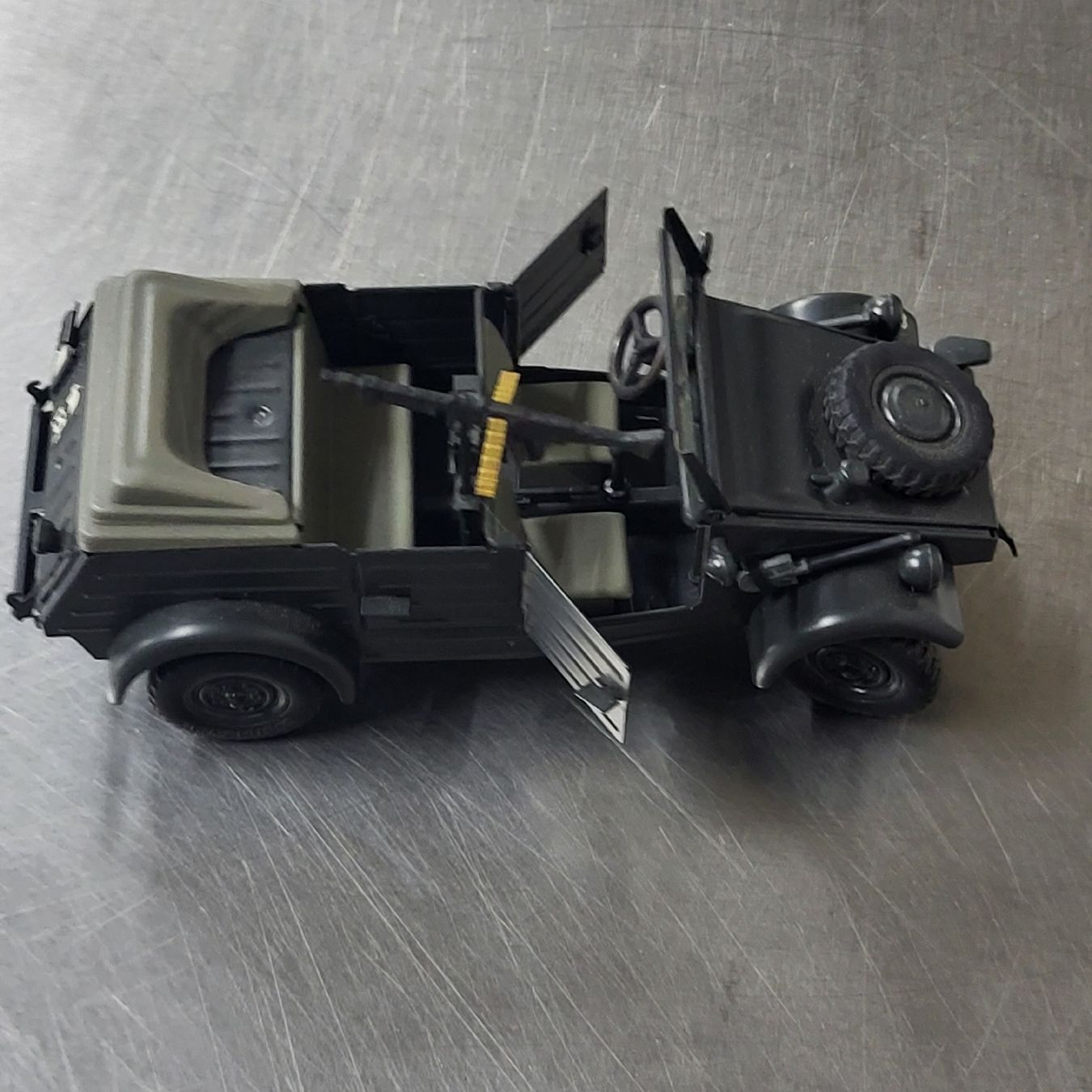Volkswagen Modellautos: Kübelwagen Modell 1 : 24 – Neu (gemäss Beschreibung) aus Zürich von timbuktu03 3