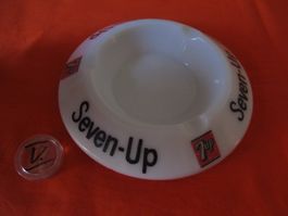 Aschenbecher 7 Up, Seven up