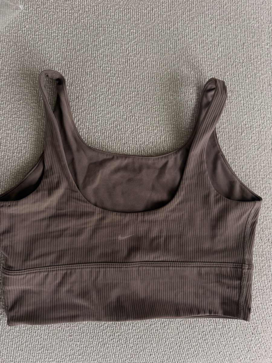 Nike Top: Nike Zenvy top – Usato da Zürich venduto da Bellinka23 2