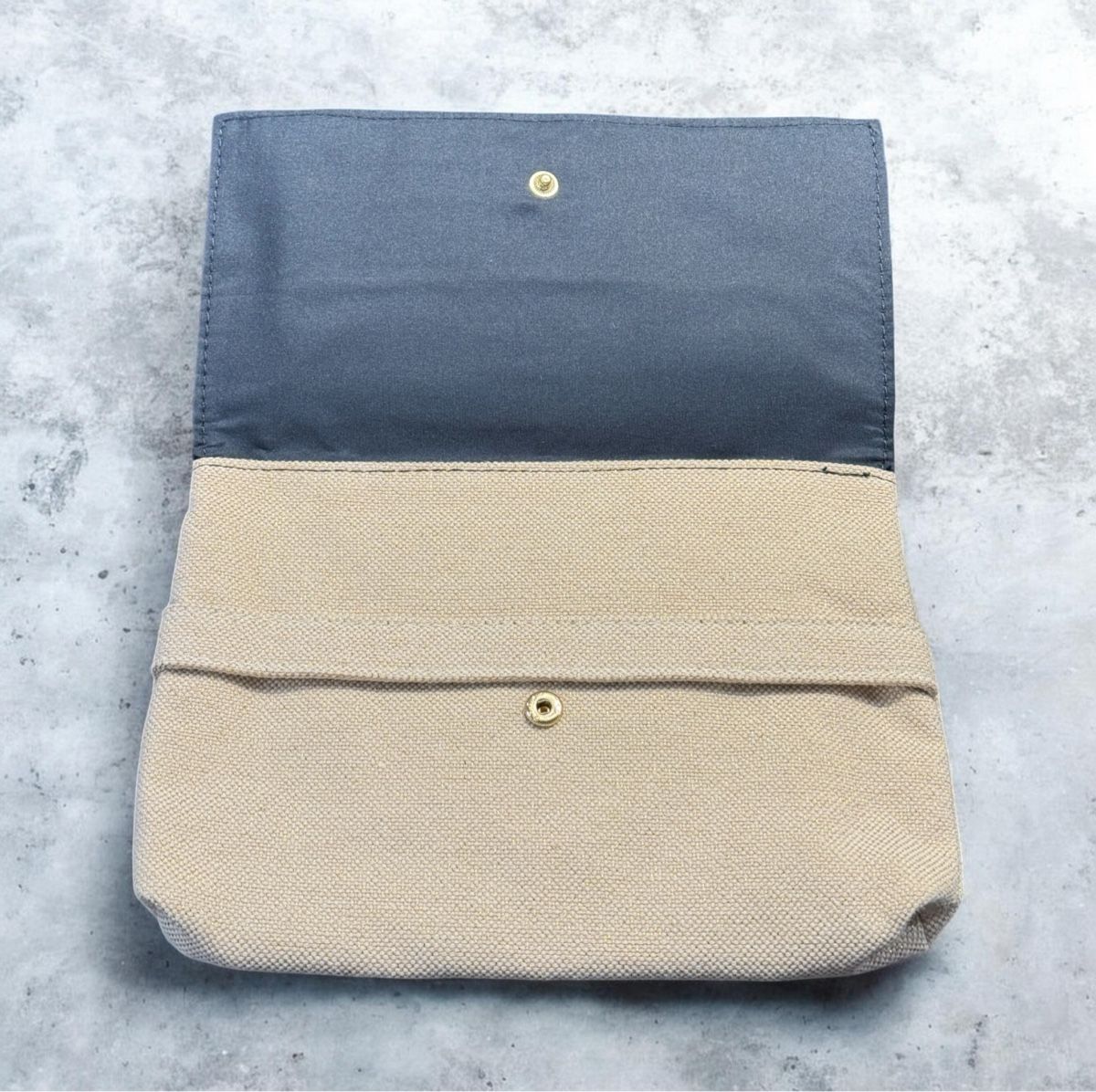 Guerlain Kosmetikkoffer: Pochette Guerlain Paris – Neu und originalverpackt aus Châtel-St-Denis von Montclair_Swiss 1