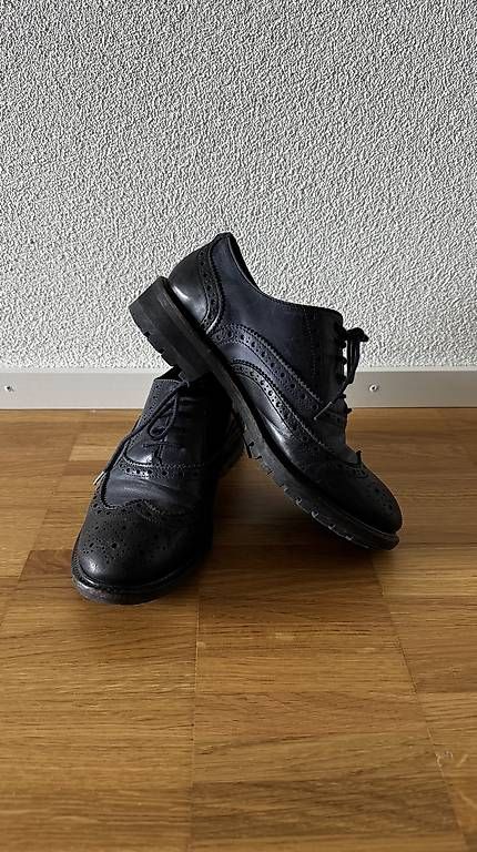 Damenschuhe: Dunkelblau-schwarze Brogue-Schuhe Gr. 36 – Gebraucht aus Basel von R__Mueller