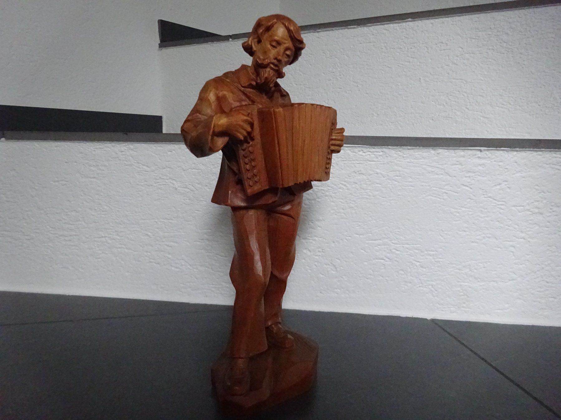 Sculture & Statue: Skulptur / Musiker mit Akkordeon Örgeli – Usato da Esslingen venduto da eintagammeer 1
