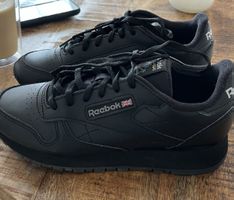 Reebok Classic Sneaker schwarz Grösse 35 neuwertig