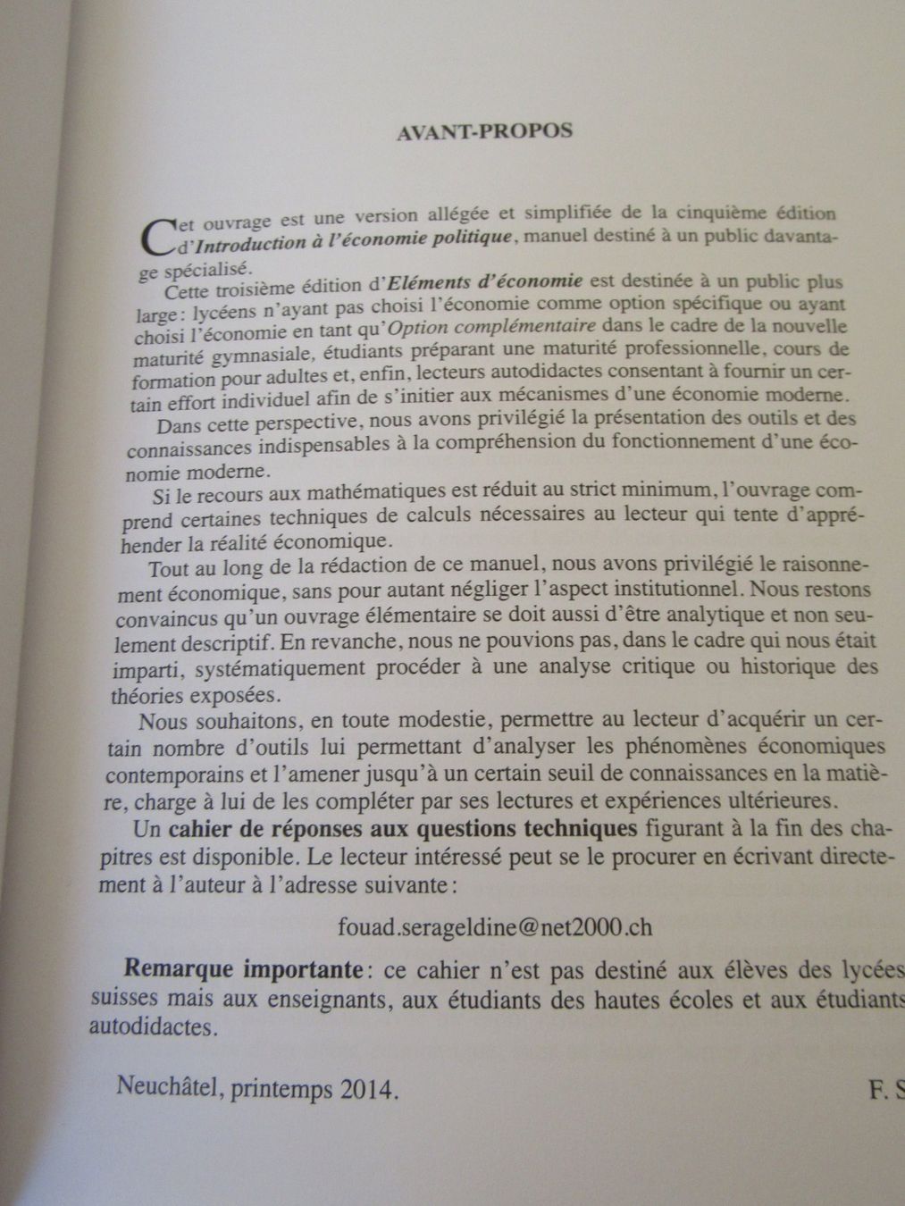 Libri: Eléments d'économie 3e édition – Nuovo (secondo la descrizione) da Delémont venduto da mamygateau 2