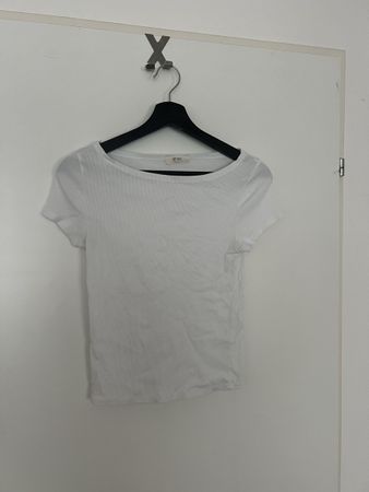 Damen T-Shirt Weiss Grösse M wie neu