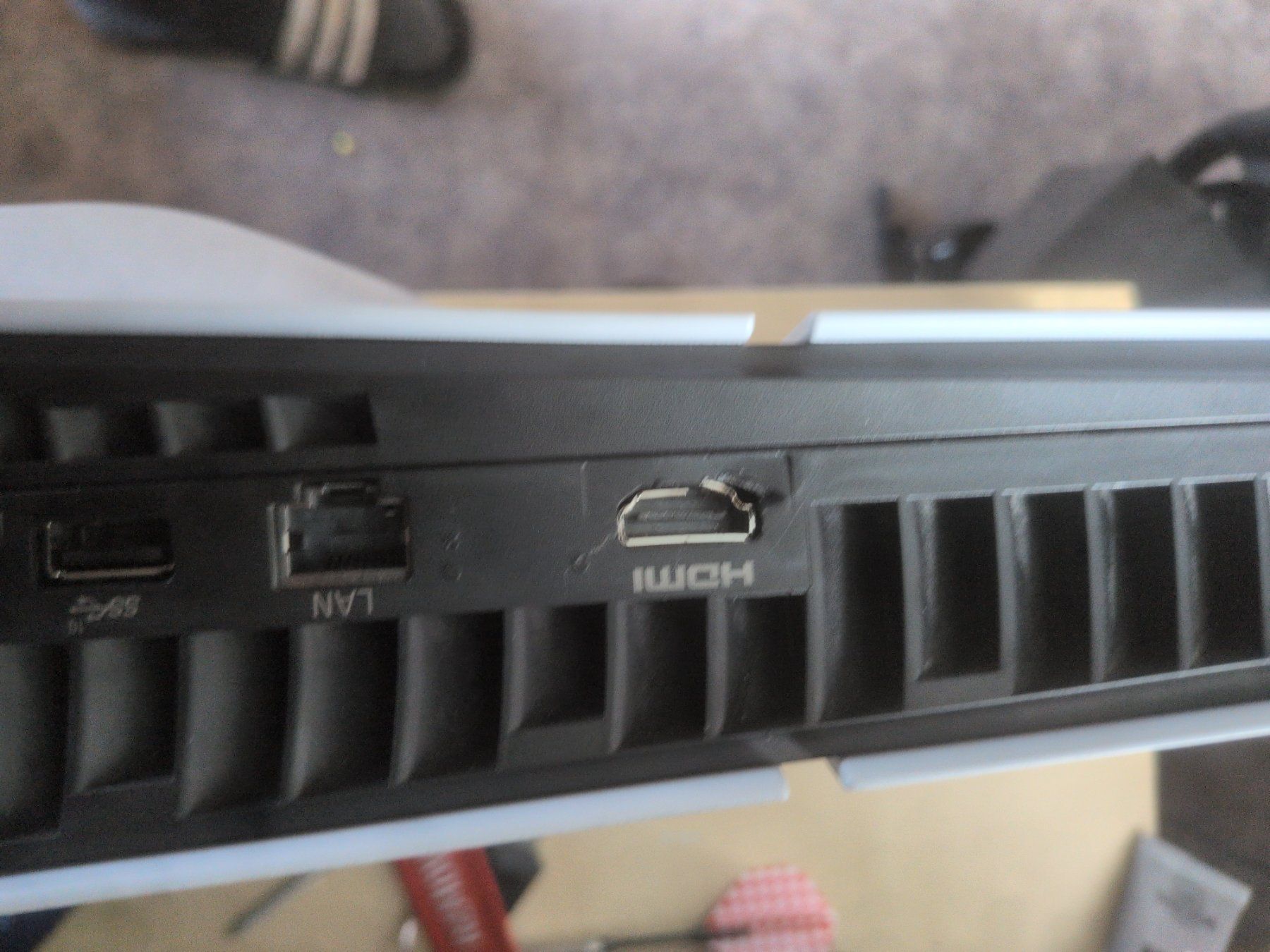 Sony Consoles: Ps 5 ohne Kabel und Kontroller – Défectueux à Mirchel par Ruli17 4