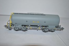 Roco Staubsilowagen BLS (MBA374)