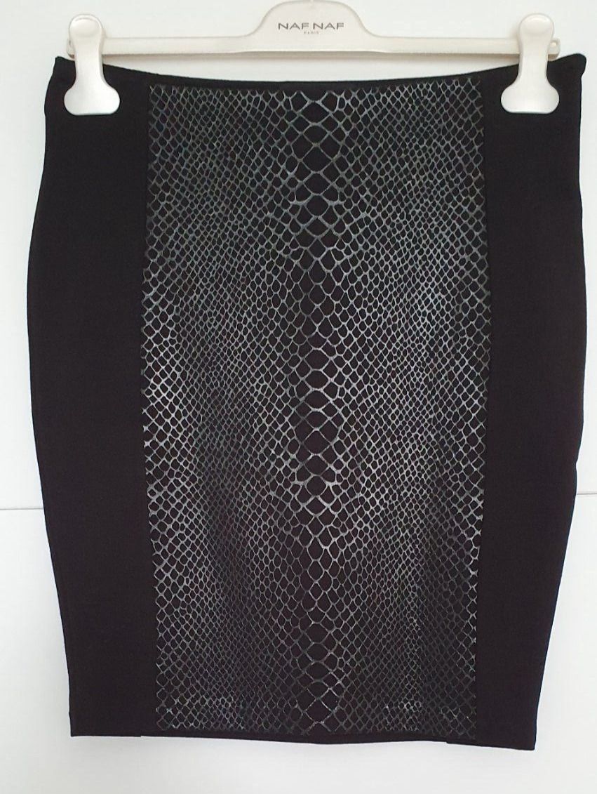 Gonne: Jupe noir taille 40 – Usato da Prilly venduto da RoDyRe
