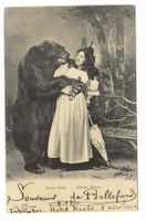Bärenkarte  Bär bedrängt Berner Trachtenfrau Interlaken 1904