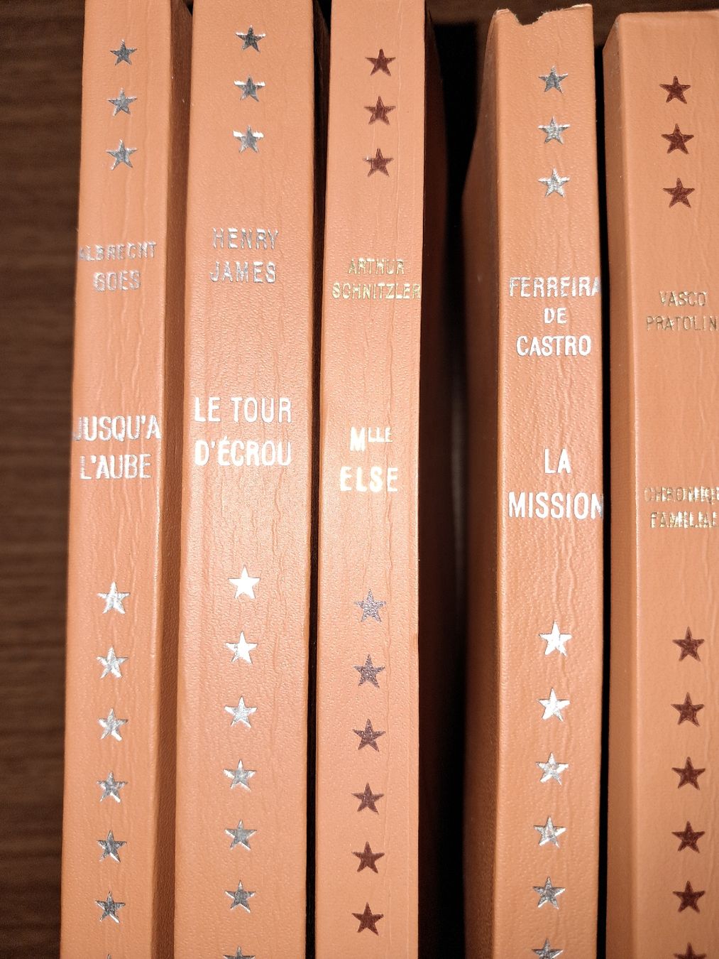 Bücher: Lot de 8 romans le guide du livre – Gebraucht aus Le locle von juliensaran 4
