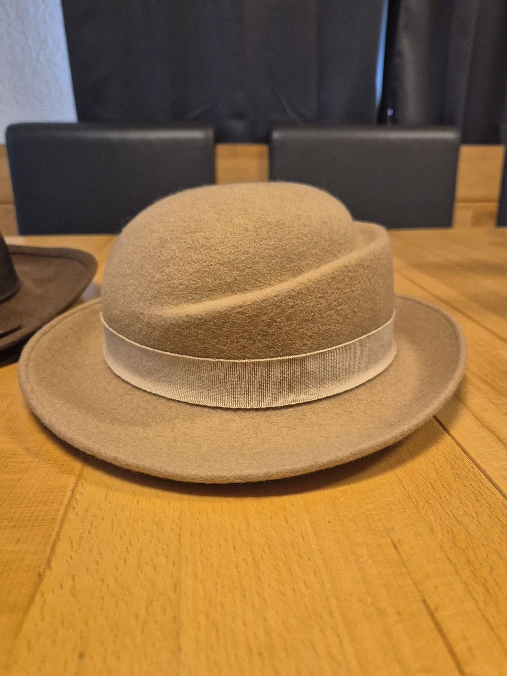 Sonstige Kleidung & Accessoires: 3 Hertbst/ Winterhüte – Gebraucht aus Vilters von Fleiflomi 3