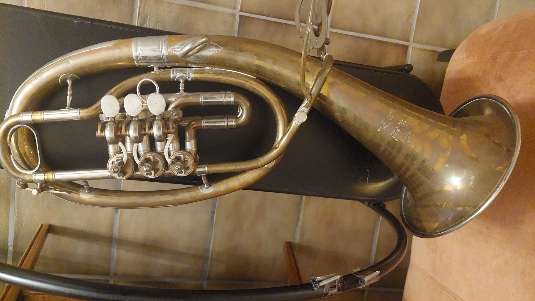 Strumenti musicali: nice&old Baritone od.Tenorhorn – Difettoso da Basel venduto da O-MEGA 3
