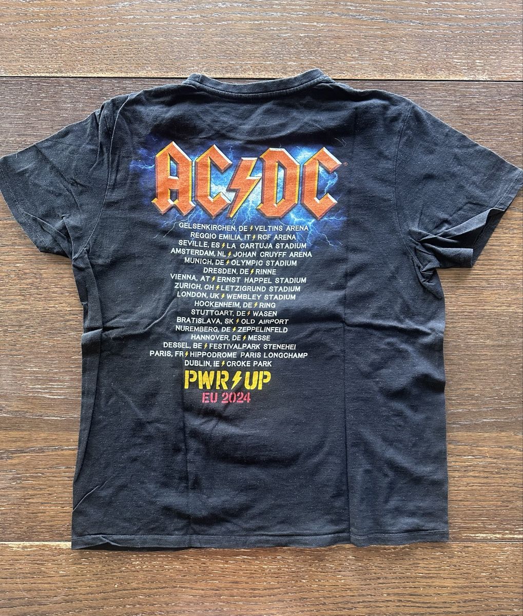 T-shirt: ACDC Shirt – Nuovo (secondo la descrizione) da Zürich venduto da davozn 1