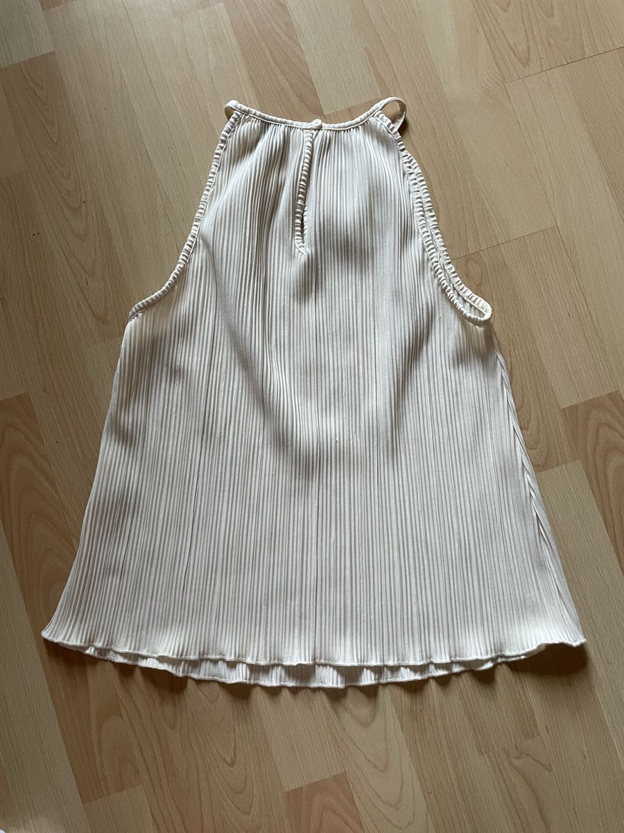 Vero Moda Top: Veromoda Plissee Top, Gr. S, Crèmefarben – Usato da Gerzensee venduto da younatp 2