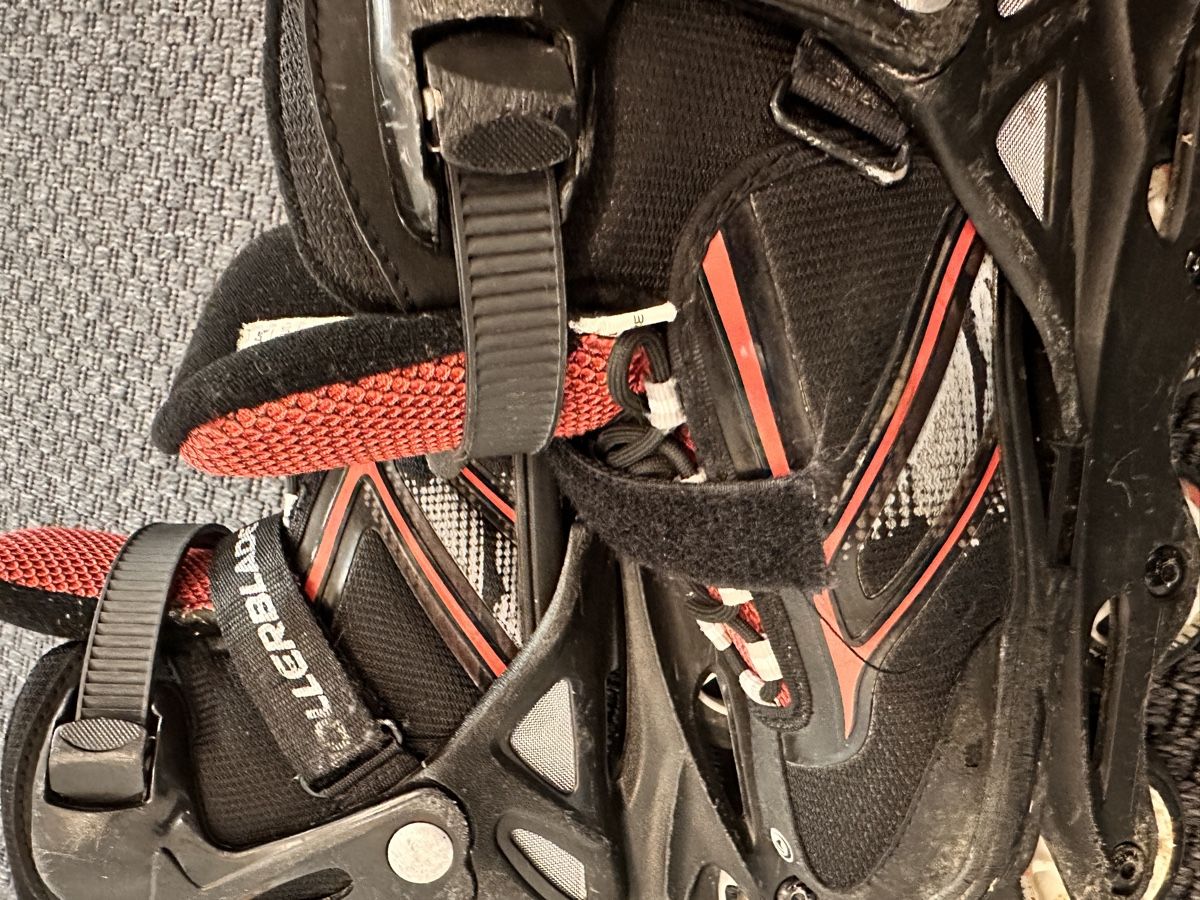 Pattini in linea & Pattini a rotelle: Rollerblade Inlineskates Grösse 33 bis 36.5 – Usato da Berikon venduto da Cyberbob2000 3