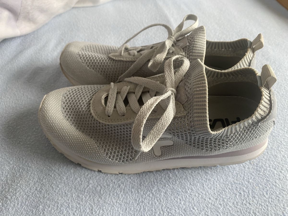 Fila Scarpe da donna: Sketcher Fila gr.38 – Usato da Seewen SZ venduto da shaky01 1