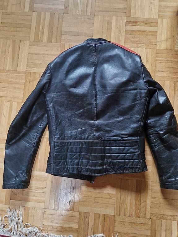 Giacche: Veste en cuir 1970 vintage  – Usato da St-Prex venduto da jer_759q 1
