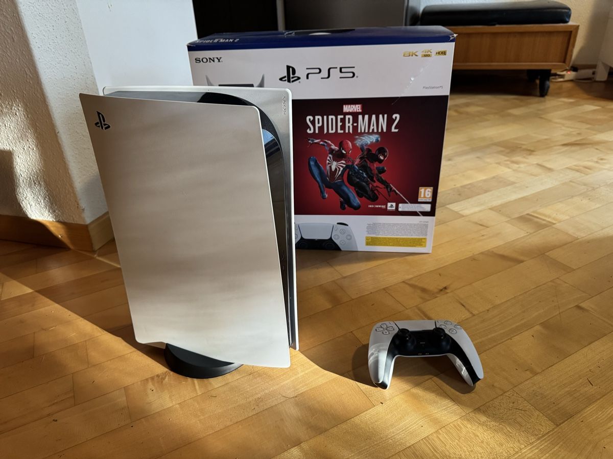 Sony Console: PS5 – Usato da Schwerzenbach venduto da nik_bcj2 1