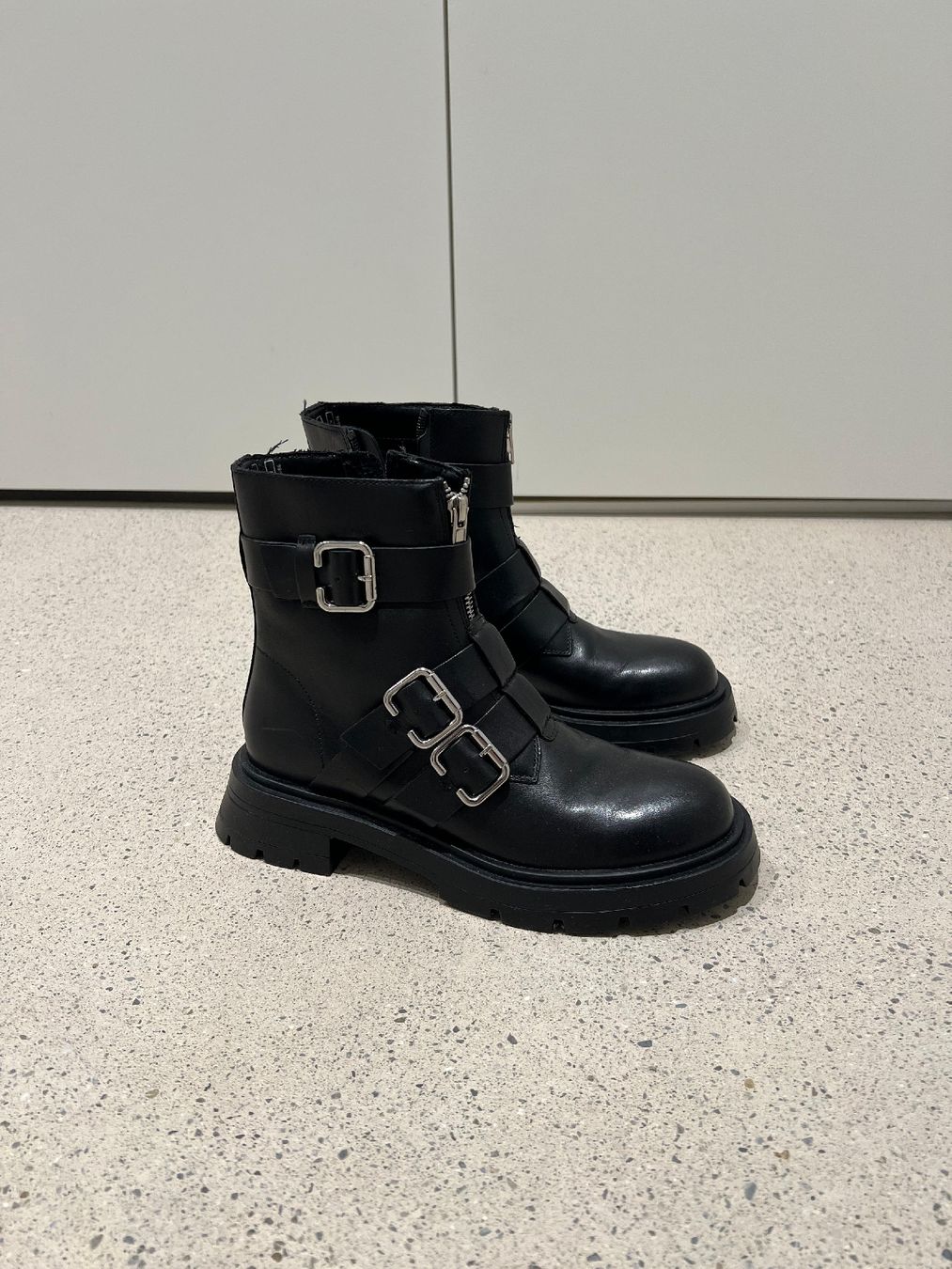 Zara Damenschuhe: NEUE ZARA SCHUHE - Gr.38 – Neu und originalverpackt aus Steinhausen von togoraul123 1