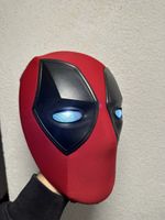 Deadpool Maske mit LED Augen