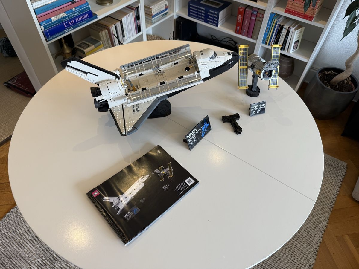 Lego Baukästen: Lego NASA Discovery 10283 - Complet – Gebraucht aus Bulle von fra_7wng 2
