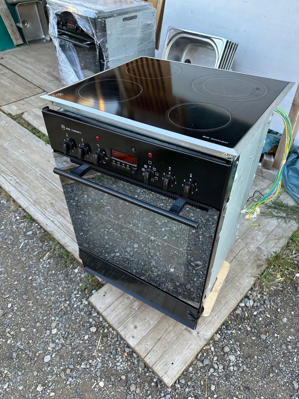 V-Zug Forni: Backofen mit Glaskeramik V-ZUG – Usato da Spreitenbach venduto da Space_X 9