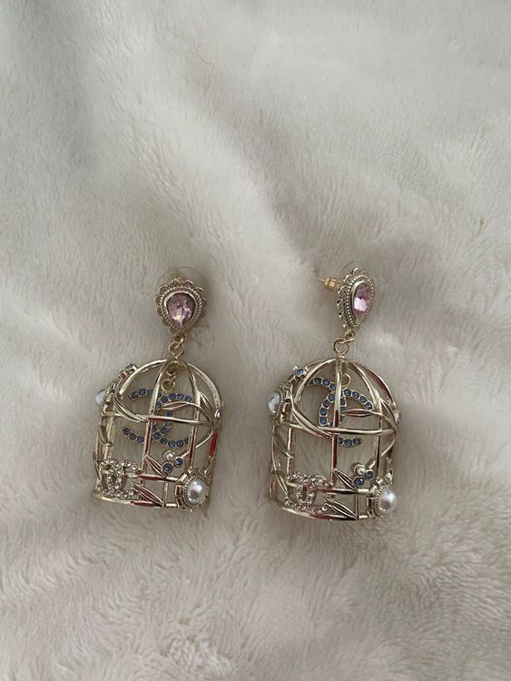 Chanel VIP Earrings cage gold pink blue | Kaufen auf Ricardo