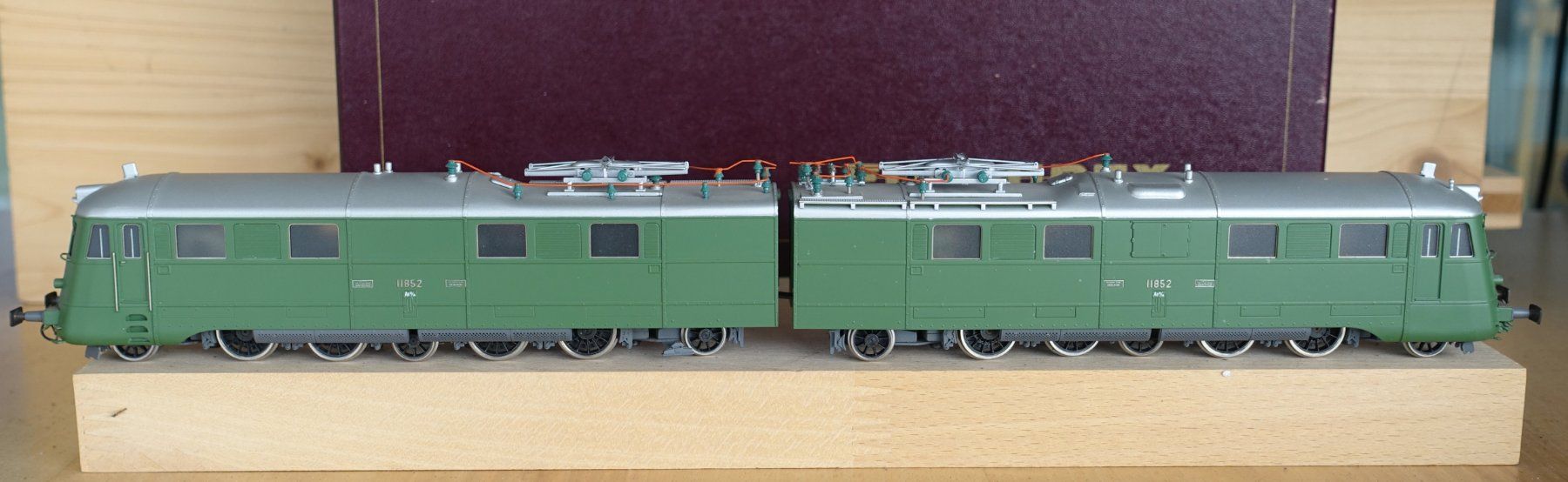 Fulgurex Modellini di ferrovie: SBB-CFF Ae 8/14 11862 hellgrün, Fulgurex DC analog. – Usato da Horw venduto da SwissSteamMemories