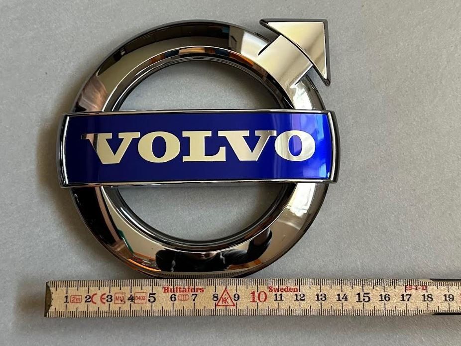 Volvo Toutes les pièces auto: Volvo Logo / Emblem – D'occasion à Ried-Brig par V8_Andy 3